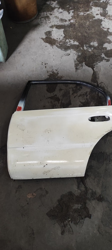 Puerta Trasera Toyota Corolla  Baby Camry 98/99