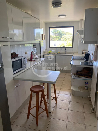 Departamento En Venta De 4 Dorm. En Santo Domingo