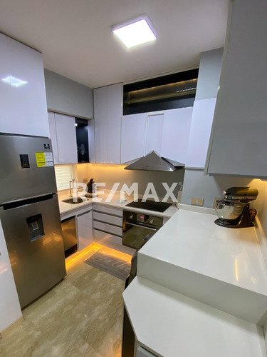 Imagen 3 de 13 de Se Parte De La Unica Isla Artificial En Sur América Isla Paraíso - Apartamento Dúplex Mariajose Chaparro 04148140599