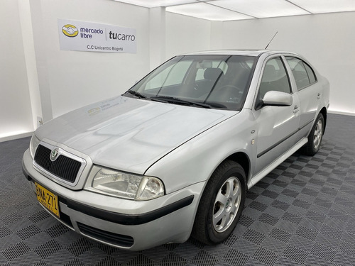 Imagen 4 de 25 de Skoda Octavia 1.8 Turbo