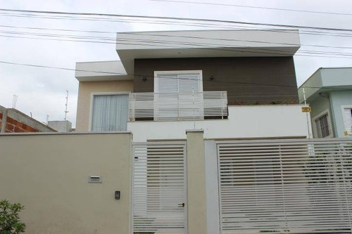 Imagem 1 de 23 de Sobrado Com 5 Dormitórios À Venda, 300 M² Por R$ 850.000,00 - Villa Branca - Jacareí/sp - So0039