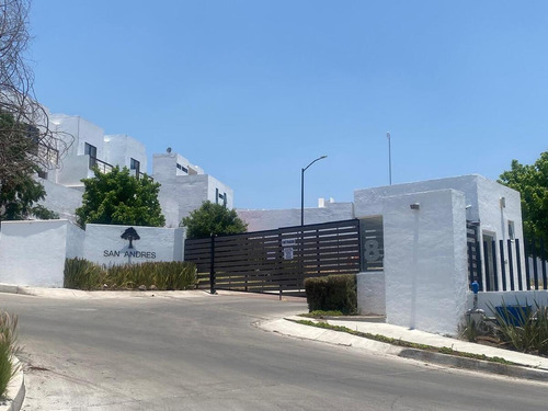 Terreno En Venta En El Condado De 180 M2, Libre De Gravamen, Zona Exclusiva