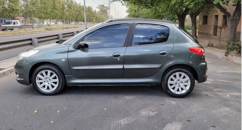 Imagen 4 de 9 de Peugeot 207 2013 1.6 Feline 106cv