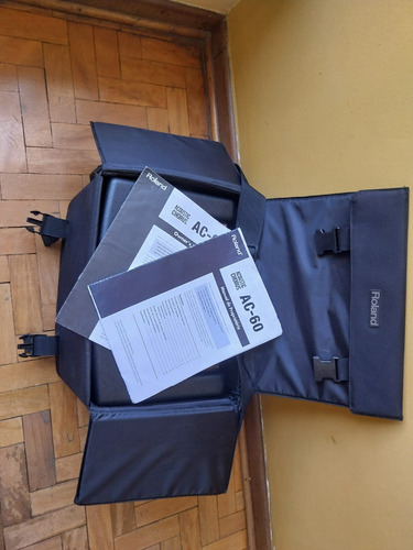 Amplificador Roland Ac60 + Fly Case + Bag Original (usado) Preto (Usado)