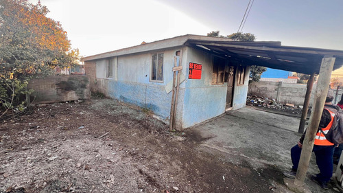Terreno De 488 Mt2 Con Construcción De 57 Mt2 En Belloto