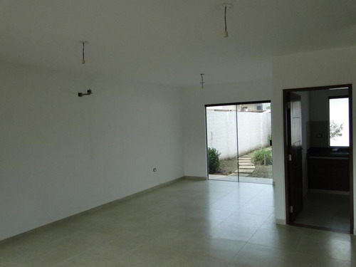 Imagen 2 de 15 de Casa Nueva A Estrenar $us. 69.500