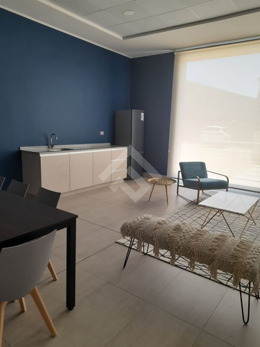 Departamento En Venta De 2 Dorm. En Maipú