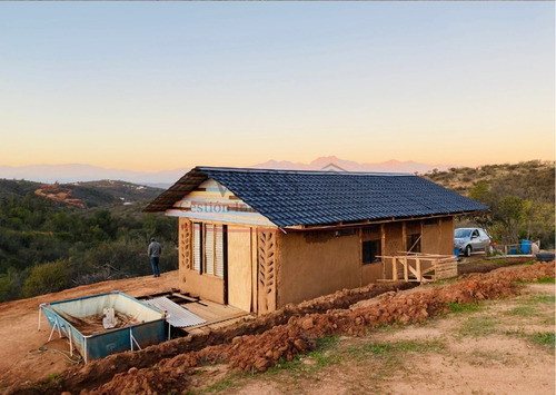 Vass Vende Parcela Con Construcción Biosustentable, Limache