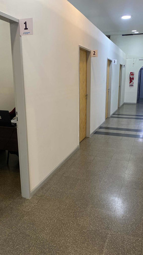 Imagen 9 de 14 de Alquilo Consultorios Médicos
