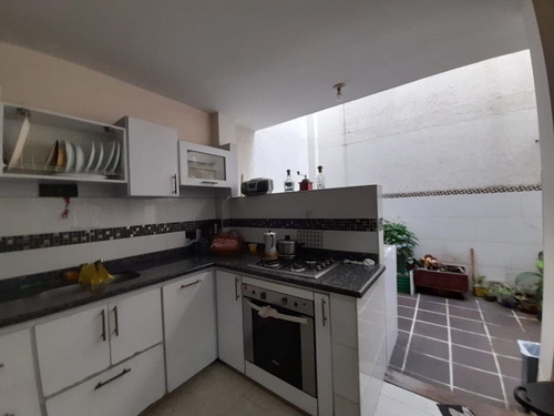 Barrio Altamira - Casa En Venta