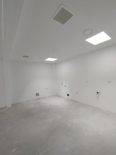 Imagen 16 de 17 de Local En Arriendo En Chía Santa Rita. Cod 103530