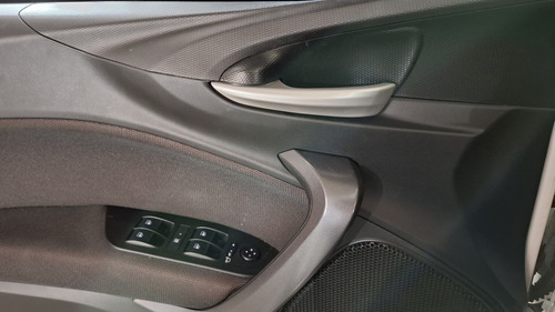Fiat Cronos 1.8 Precision