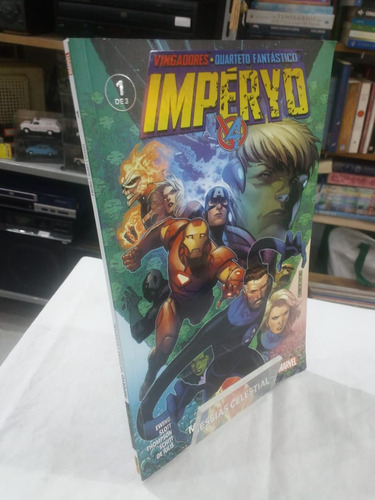 Livro Hq - Vingadores- Quarteto Fantastico - Imperyo -  Messias Celestial - Vol 1 - Marvel - Ewing / Slott / Schiti [2021]