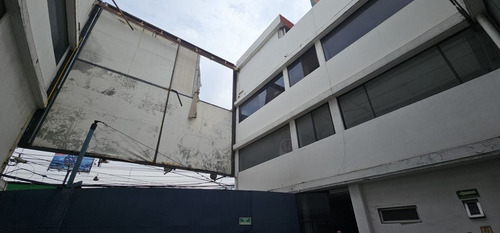Bodega 3715m2 En 3 Niveles Con 52 Estacionamientos