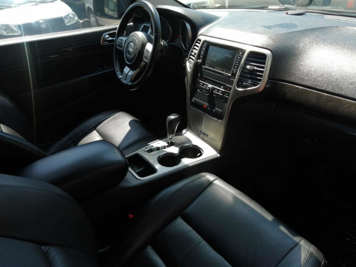 Imagen 9 de 11 de Jeep Grand Cherokee Laredo V6 4x2 Aut Ac 2013