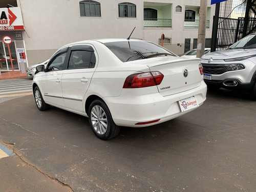 Volkswagen Voyage 1.0 12v Mpi Totalflex Comfortline 4p Manu