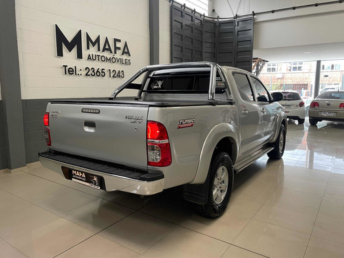Imagen 3 de 9 de Toyota Hilux 2014 3.0 Cd Srv Cuero Tdi 171cv 4x2