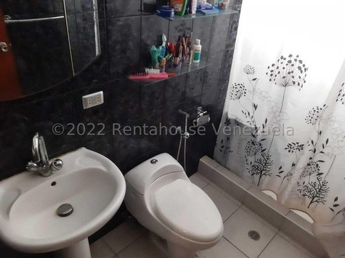 Imagen 9 de 13 de Venta Apartamento En Chacao 3hab Y 2 Baños Con Puesto