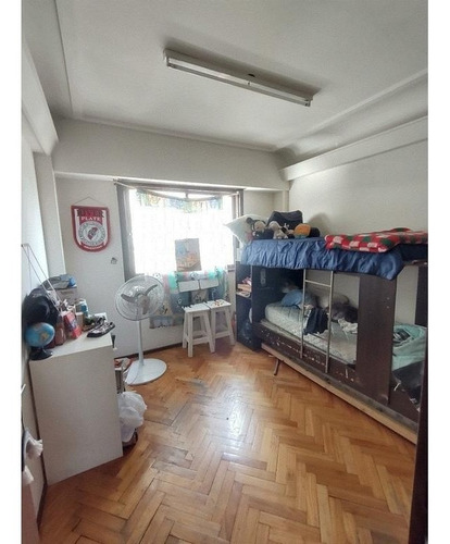 Imagen 8 de 18 de Venta 4 Ambientes Con Dependencia Y Cochera Flores