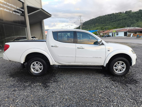 Mitsubishi L200 3.2 Triton Hpe Cab. Dupla 4x4 Aut. 4p