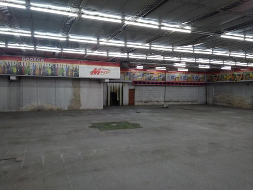 Imagen 13 de 15 de Super Local Ex Casa Tia. 1450 M2 En Pb. Frente A La Estacion De Quilmes.