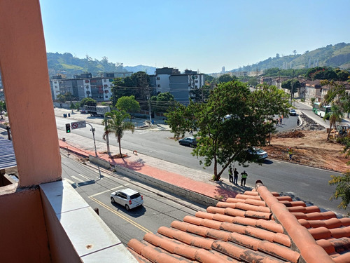 Vendo Apartamento - Aceito Proposta Para Aluguel Seja Residencial Ou Comercial.