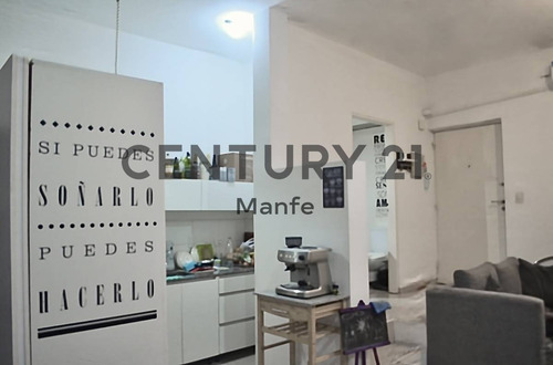 Imagen 1 de 11 de Venta Dos Ambientes Villa Del Parque Complejo Solares. Parque Pileta (alquilado)