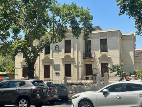 Depto De 2d 2b Domeyko 2530 En Santiago Centro