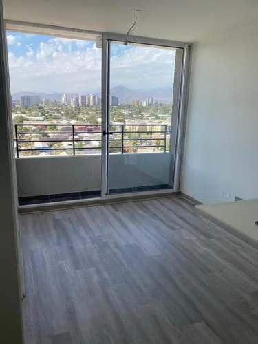Departamento Con Vista Despejada A Pasos Del Metro
