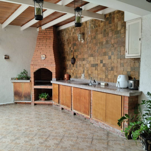 En Venta Tow House En La Campiña Naguanagua Residencias Victoria Villas. St