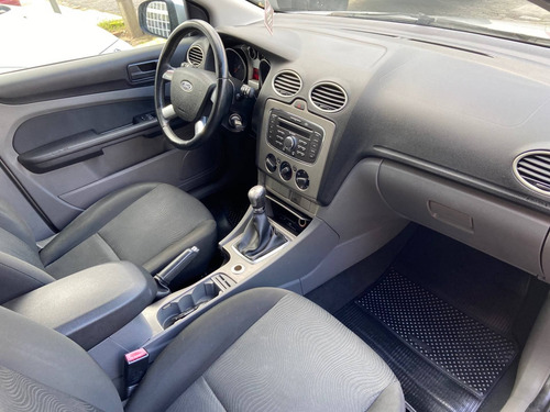 Imagem 3 de 9 de Ford Focus 1.6 Glx 16v Flex 4p Manual