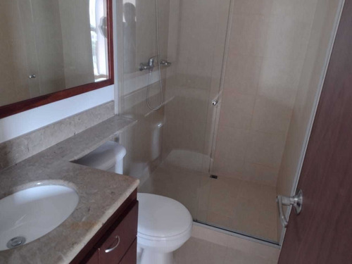 Imagen 8 de 9 de Se Arrienda Apartamento En Envigado, Loma Del Esmeraldal