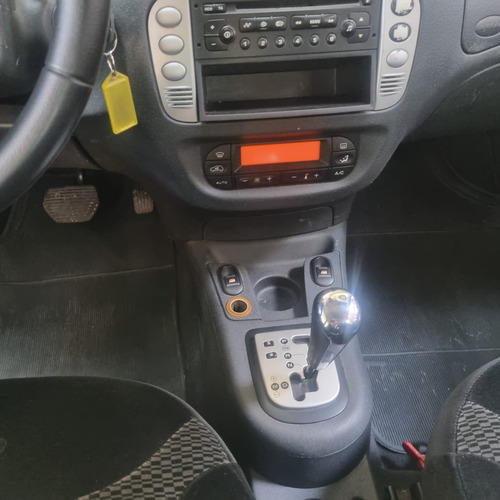 Citroën C3 1.6 16v Exclusive Flex Aut. 5p