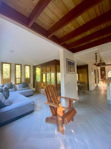 Villa De Venta En Jarabacoa