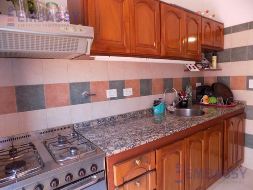 Casa Única De 4 Amb Con Galpon De 100 M2 Excelente Zona Martinez!!