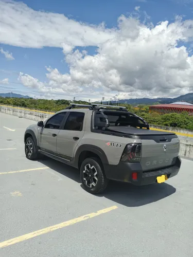 Renault Duster Oroch 1.3 Intens 4X4 Outsider