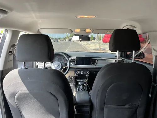 Kia Rio 1.4 Vibrant Hb At