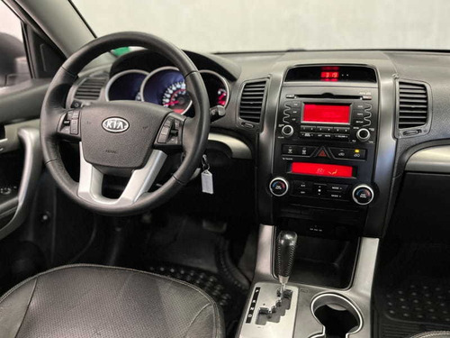Imagem 12 de 15 de Kia Sorento Ex 2.4 16v 2013