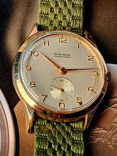 Reloj Pulsera Antiguo Gladiador Verde Musgo Crema Crema (Usado)