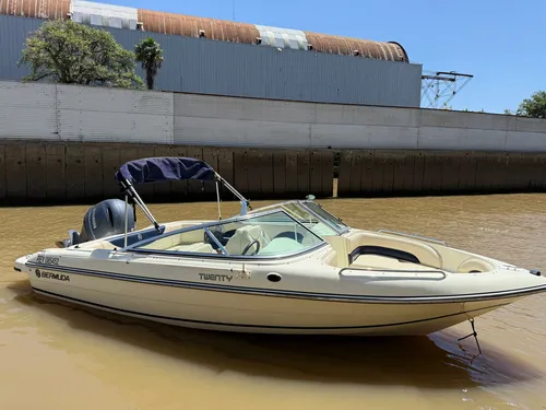 Lancha Open Bermuda Twenty Con Motor Yamaha 200 Hp 2018