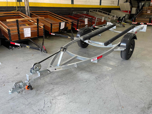Carretinha Para Jet Ski Galvanizada Com Eixo Torção Mariner