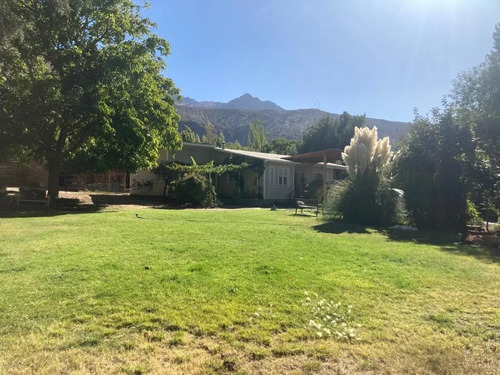 Bello Sitio Con 2 Casas En El Ingenio