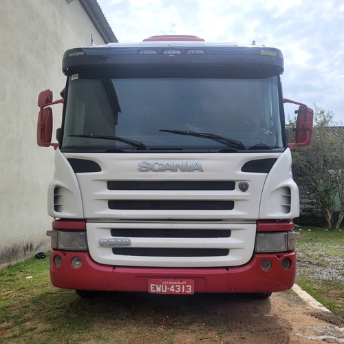 Imagem 2 de 7 de Scania P 340 A6x2