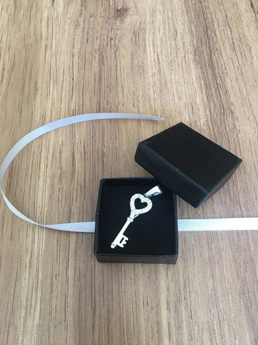 Imagen 7 de 9 de Dije Llave Corazón Circonias De Plata .925 Agálea Joyería
