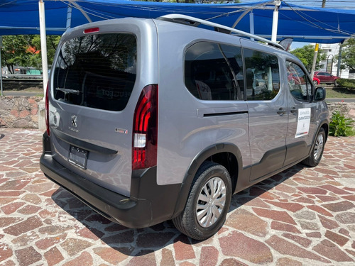 Imagen 4 de 7 de Peugeot Rifter Active 5p 2020 Tomamos Tu Auto A Cuenta 2016+
