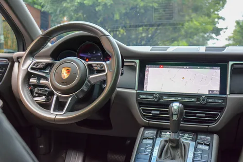 Porsche Macan 2.0 Lux