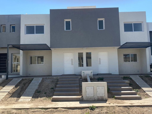 Venta Miradores De Manantiales Duplex De 3 Dormitorios 