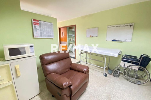 Imagen 10 de 15 de Centro Clinico En Venta Sector Bellas Artes Maracaibo Marisabel Fernandez