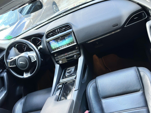 Jaguar F-PACE 2.0 16V INGENIUM PRESTIGE AWD 4P AUTOMÁTICO