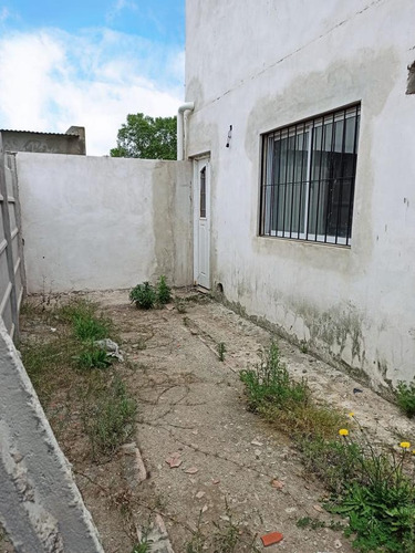 Imagen 4 de 14 de Departamento - Saladillo - A Terminar